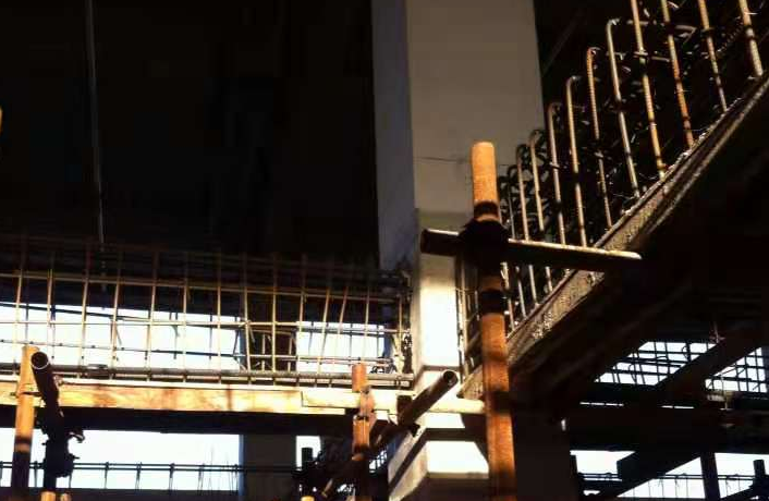 黔东南一厂房梁柱截面加大施工